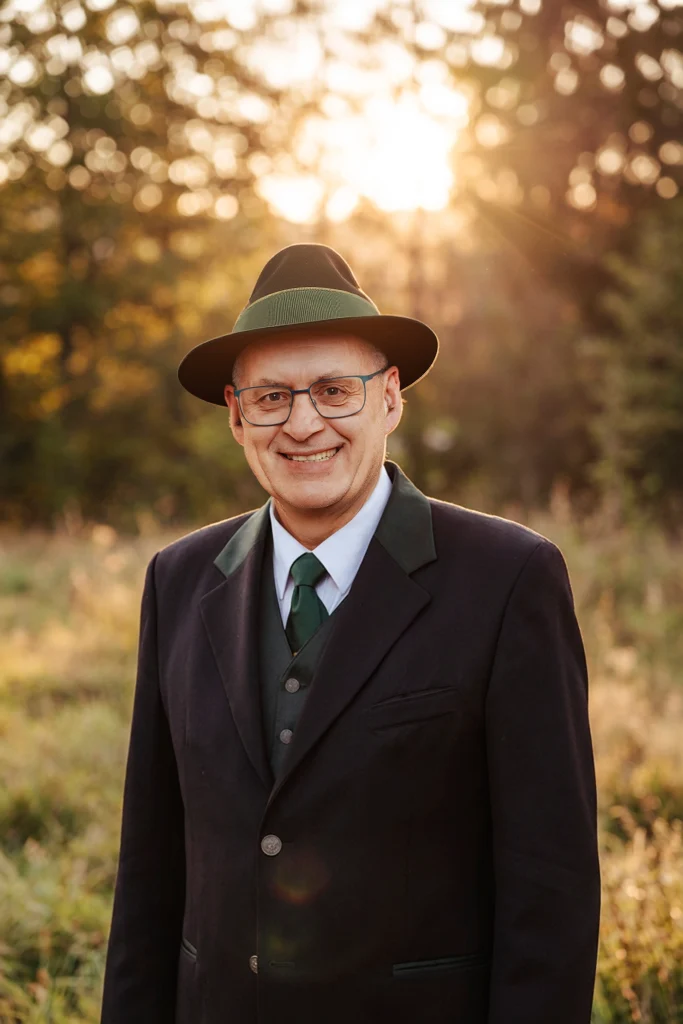 HR DI Dr. Josef Rathbauer